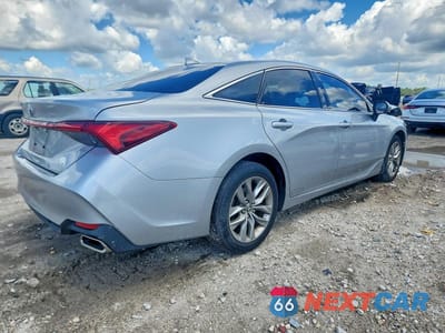 Trzecie zdjęcie samochodu z tyłu: 2022 TOYOTA AVALON XLE VIN:4T1AZ1FB8NU078126 - miniatura