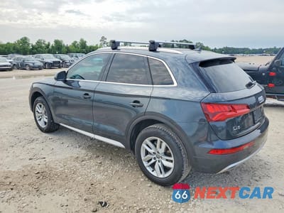 Drugie zdjęcie samochodu z przodu: 2020 AUDI Q5 PREMIUM VIN:WA1ANAFY2L2019385 - miniatura