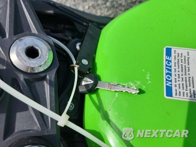 Zdjęcie 8 z 9 samochodu: 2022 KAWASAKI ZX636 K VIN:JKBZXJG13NA019740 - miniatura
