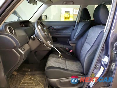 Zdjęcie 7 z 13 samochodu: 2012 SCION XB BASE VIN:JTLZE4FE8C1146894 - miniatura