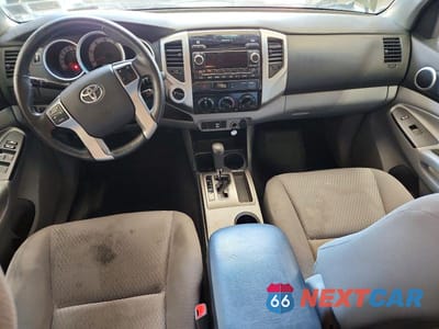 Zdjęcie 8 z 12 samochodu: 2012 TOYOTA TACOMA DOUBLE CAB VIN:3TMLU4EN8CM092070 - miniatura