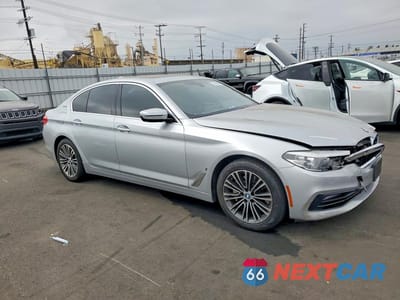 Czwarte zdjęcie samochodu z boku: 2018 BMW 530XE VIN:WBAJB1C50JB083721 - miniatura