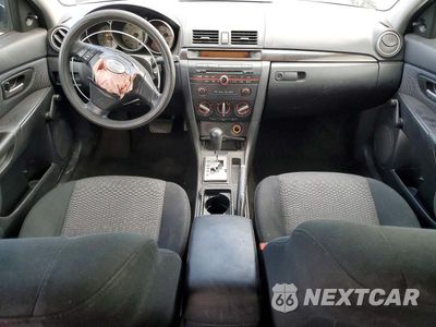 Zdjęcie 8 z 13 samochodu: 2007 MAZDA 3 I VIN:JM1BK12FX71646726 - miniatura
