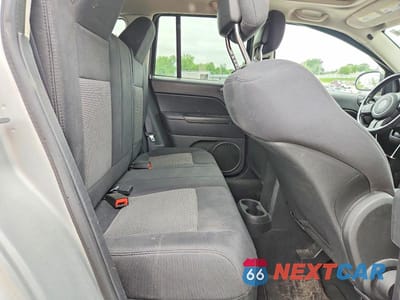 Zdjęcie 11 z 13 samochodu: 2011 JEEP COMPASS SPORT VIN:1J4NF1FB2BD159093 - miniatura