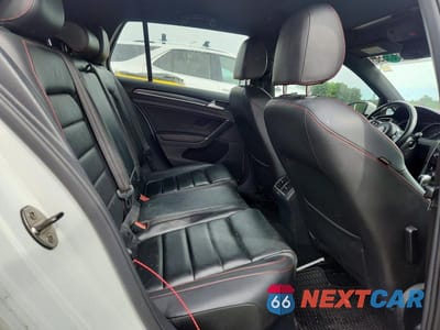 Zdjęcie 10 z 12 samochodu: 2016 VOLKSWAGEN GTI S VIN:3VW4T7AU2GM029846 - miniatura