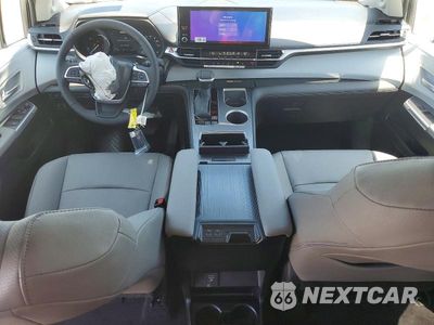 Zdjęcie 8 z 13 samochodu: 2026 TOYOTA SIENNA XLE 8-PASSENGER VIN:5TDYRKECXTS316613 - miniatura