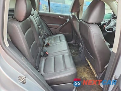 Zdjęcie 11 z 13 samochodu: 2017 VOLKSWAGEN TIGUAN S VIN:WVGBV7AX3HK013626 - miniatura