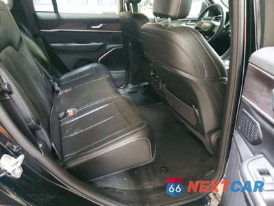 Zdjęcie 11 z 13 samochodu: 2026 JEEP GRAND CHEROKEE LIMITED VIN:1C4RJHBR6TC249033 - miniatura