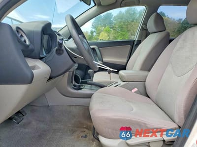 Zdjęcie 7 z 13 samochodu: 2008 TOYOTA RAV4 BASE VIN:JTMZD33V685098809 - miniatura