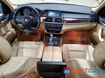 Zdjęcie 8 z 13 samochodu: 2010 BMW X5 XDRIVE35D VIN:5UXFF0C53ALJ99754 - miniatura