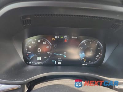 Zdjęcie 9 z 13 samochodu: 2020 VOLVO XC60 T5 MOMENTUM VIN:YV4102RK9L1411865 - miniatura