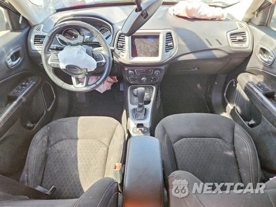 Zdjęcie 8 z 13 samochodu: 2020 JEEP COMPASS SPORT VIN:3C4NJDAB0LT174569 - miniatura