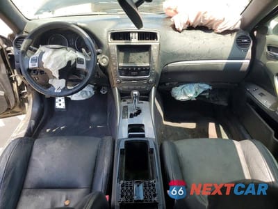 Zdjęcie 8 z 12 samochodu: 2011 LEXUS IS 250 VIN:JTHBF5C27B5144599 - miniatura