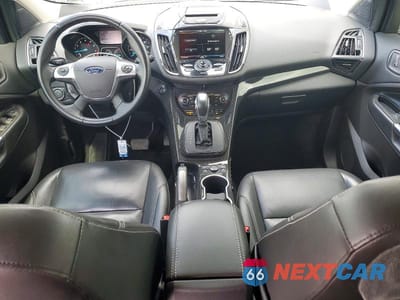 Zdjęcie 8 z 14 samochodu: 2015 FORD ESCAPE TITANIUM VIN:1FMCU9J98FUA52167 - miniatura
