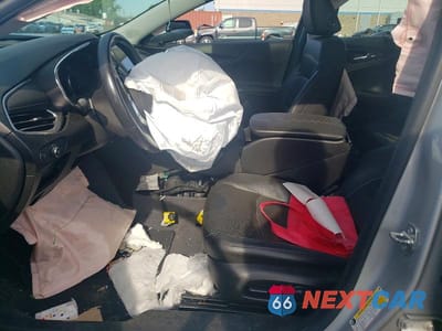 Zdjęcie 7 z 12 samochodu: 2018 CHEVROLET MALIBU PREMIER VIN:1G1ZE5SX0JF277903 - miniatura