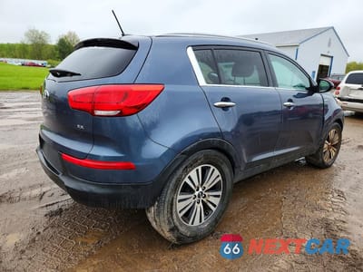 Trzecie zdjęcie samochodu z tyłu: 2016 KIA SPORTAGE EX VIN:KNDPCCAC6G7803591 - miniatura