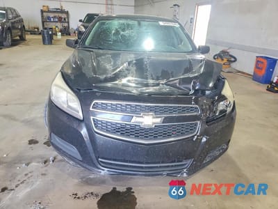 Piąte zdjęcie samochodu w środku: 2013 CHEVROLET MALIBU LS VIN:1G11B5SA5DU137394 - miniatura