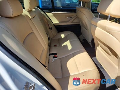 Zdjęcie 10 z 12 samochodu: 2016 BMW 528 XI VIN:WBA5A7C57GG145277 - miniatura