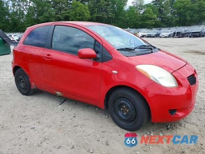 Czwarte zdjęcie samochodu z boku: 2008 TOYOTA YARIS BASE VIN:JTDJT923885184724 - miniatura