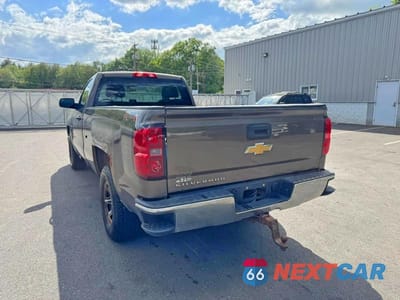 Drugie zdjęcie samochodu z przodu: 2015 CHEVROLET SILVERADO K1500 VIN:1GCNKPEH5FZ161021 - miniatura