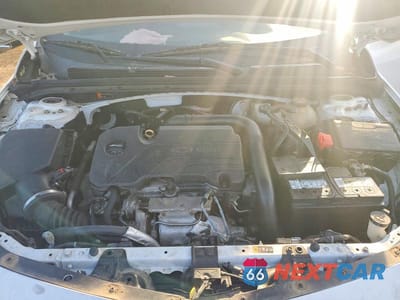 Zdjęcie 11 z 12 samochodu: 2018 CHEVROLET MALIBU LT VIN:1G1ZD5ST1JF170973 - miniatura