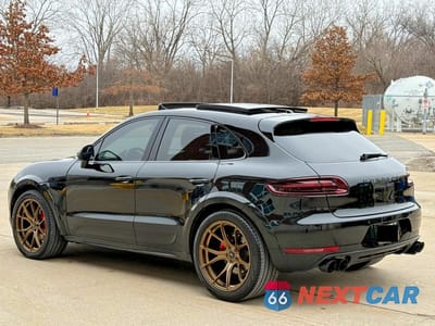 Trzecie zdjęcie samochodu z tyłu: 2017 PORSCHE MACAN GTS VIN:WP1AG2A55HLB50068 - miniatura