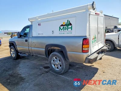 Drugie zdjęcie samochodu z przodu: 2001 CHEVROLET SILVERADO C2500 HEAVY DUTY VIN:1GCHC24U01Z330981 - miniatura