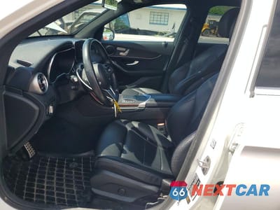 Zdjęcie 7 z 13 samochodu: 2022 MERCEDES-BENZ GLC 300 4MATIC VIN:W1N0G8EB5NG118928 - miniatura