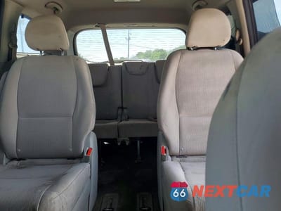 Zdjęcie 10 z 13 samochodu: 2016 KIA SEDONA LX VIN:KNDMB5C11G6105666 - miniatura