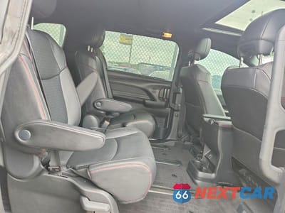 Zdjęcie 11 z 13 samochodu: 2025 TOYOTA SIENNA XSE VIN:5TDDSKFC0SS171081 - miniatura