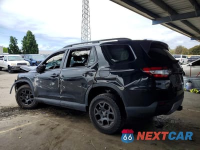 Drugie zdjęcie samochodu z przodu: 2025 HONDA PILOT TRAILSPORT VIN:5FNYG1H60SB043707 - miniatura