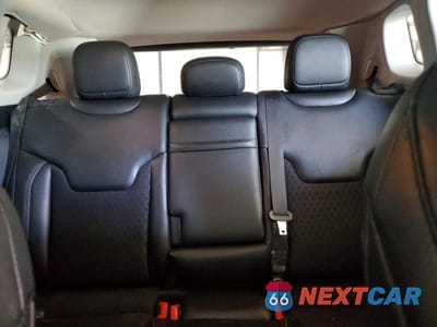 Zdjęcie 10 z 13 samochodu: 2019 JEEP COMPASS LATITUDE VIN:3C4NJDBB5KT629719 - miniatura