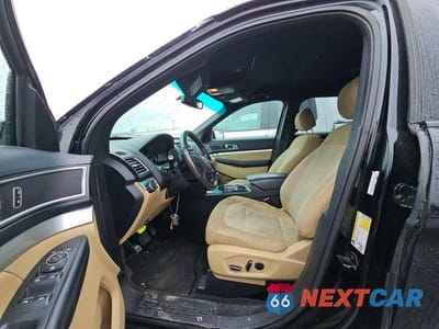 Piąte zdjęcie samochodu w środku: 2016 FORD EXPLORER XLT VIN:1FM5K7DH3GGB27184 - miniatura