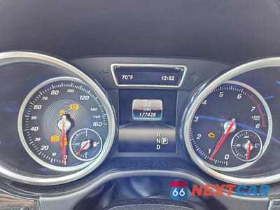 Zdjęcie 9 z 13 samochodu: 2017 MERCEDES-BENZ GLS 450 4MATIC VIN:4JGDF6EE7HA762878 - miniatura