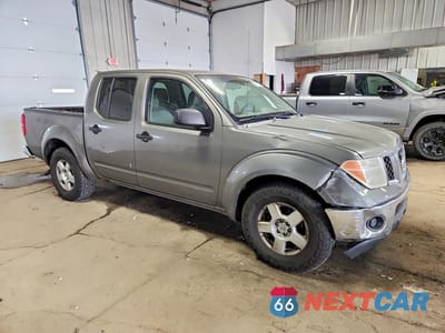 Czwarte zdjęcie samochodu z boku: 2007 NISSAN FRONTIER SE VIN:1N6AD07U17C427100 - miniatura