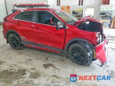 Czwarte zdjęcie samochodu z boku: 2026 MITSUBISHI ECLIPSE CROSS LE VIN:JA4ATVAA2TZ005100 - miniatura