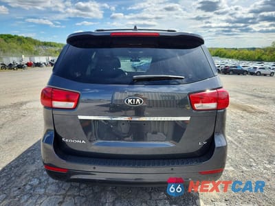 Zdjęcie 6 z 13 samochodu: 2017 KIA SEDONA LX VIN:KNDMB5C19H6238712 - miniatura
