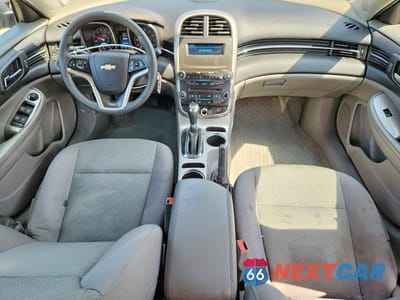 Zdjęcie 8 z 13 samochodu: 2014 CHEVROLET MALIBU LS VIN:1G11B5SL5EF157166 - miniatura