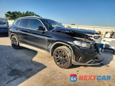 Czwarte zdjęcie samochodu z boku: 2022 BMW X3 SDRIVE30I VIN:5UX43DP00N9M44647 - miniatura
