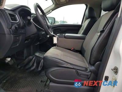 Zdjęcie 7 z 12 samochodu: 2019 NISSAN TITAN XD S VIN:1N6AA1R97KN523740 - miniatura