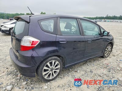 Trzecie zdjęcie samochodu z tyłu: 2013 HONDA FIT SPORT VIN:JHMGE8H55DC047896 - miniatura