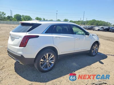 Trzecie zdjęcie samochodu z tyłu: 2024 CADILLAC XT5 PREMIUM LUXURY VIN:1GYKNDR41RZ754311 - miniatura