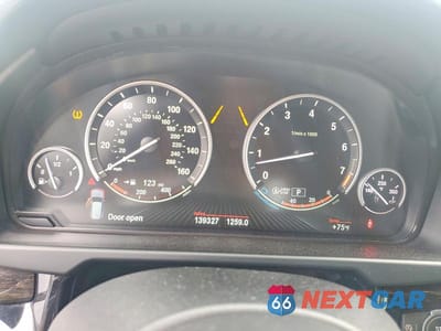 Zdjęcie 9 z 13 samochodu: 2016 BMW X5 SDRIVE35I VIN:5UXKR2C53G0R72217 - miniatura