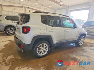 Trzecie zdjęcie samochodu z tyłu: 2020 JEEP RENEGADE LATITUDE VIN:ZACNJBBBXLPL55752 - miniatura
