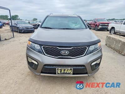 Piąte zdjęcie samochodu w środku: 2012 KIA SORENTO SX VIN:5XYKWDA23CG288836 - miniatura
