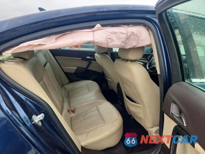 Zdjęcie 10 z 13 samochodu: 2011 BUICK REGAL CXL VIN:W04GR5EC5B1072355 - miniatura