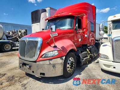 Drugie zdjęcie samochodu z przodu: 2016 INTERNATIONAL PROSTAR SEMI TRUCK VIN:3HSDJAPR1GN743686 - miniatura