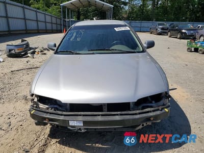 Piąte zdjęcie samochodu w środku: 1996 HONDA ACCORD LX VIN:1HGCE1820TA000638 - miniatura