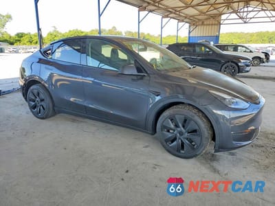 Czwarte zdjęcie samochodu z boku: 2025 TESLA MODEL Y VIN:7SAYGDEE1SA360036 - miniatura