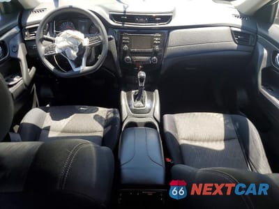 Zdjęcie 8 z 14 samochodu: 2017 NISSAN ROGUE S VIN:JN8AT2MTXHW150027 - miniatura